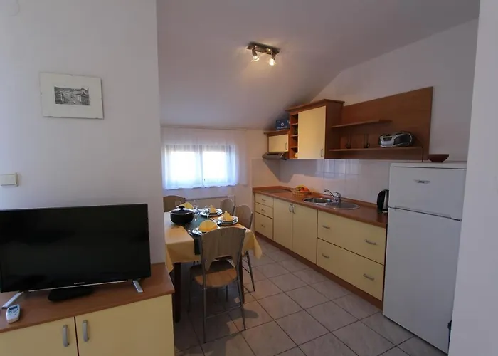 Valdina 3*