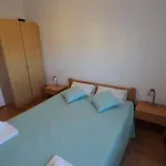 Valdina 3*