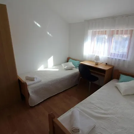 Pensjonat Valdina *